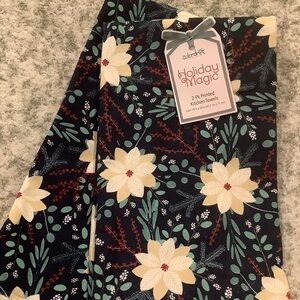 Colordrift Christmas Blue Holiday Magic Floral Kitchen Towels NWT Cotton 18x28”